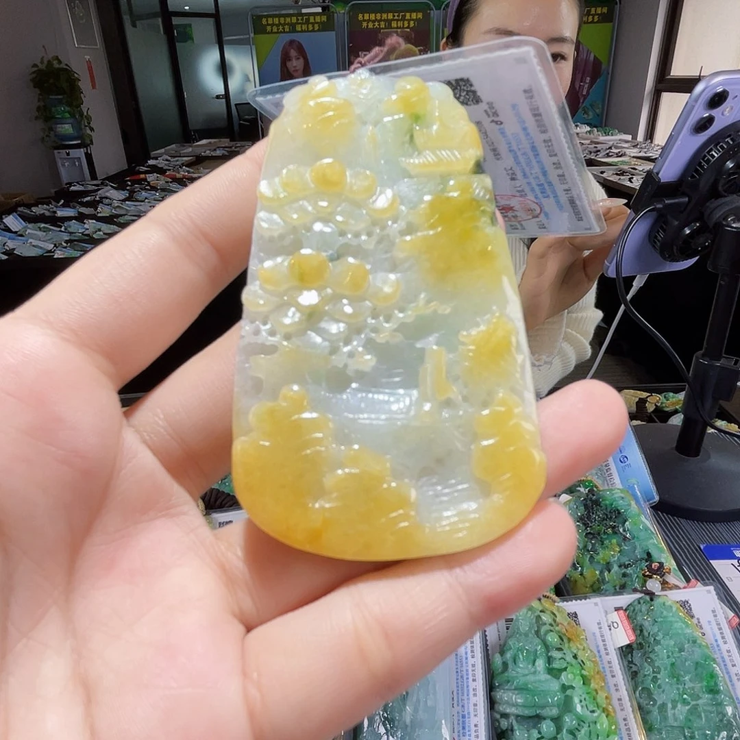 颈饰未镶嵌翡翠一