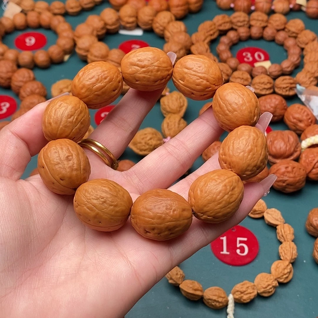 吊坠文玩核桃光头奶枣