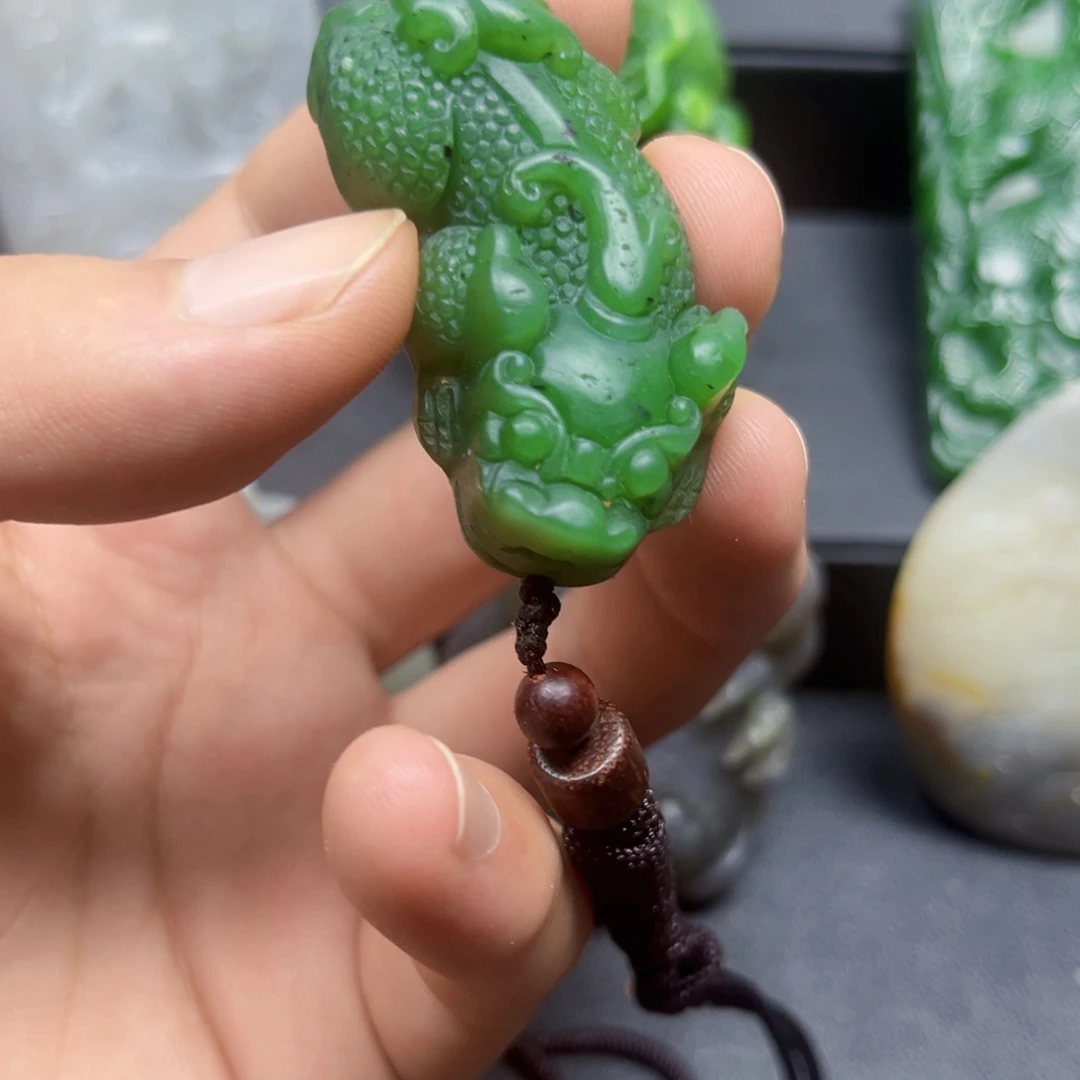 颈饰未镶嵌和田玉和田玉