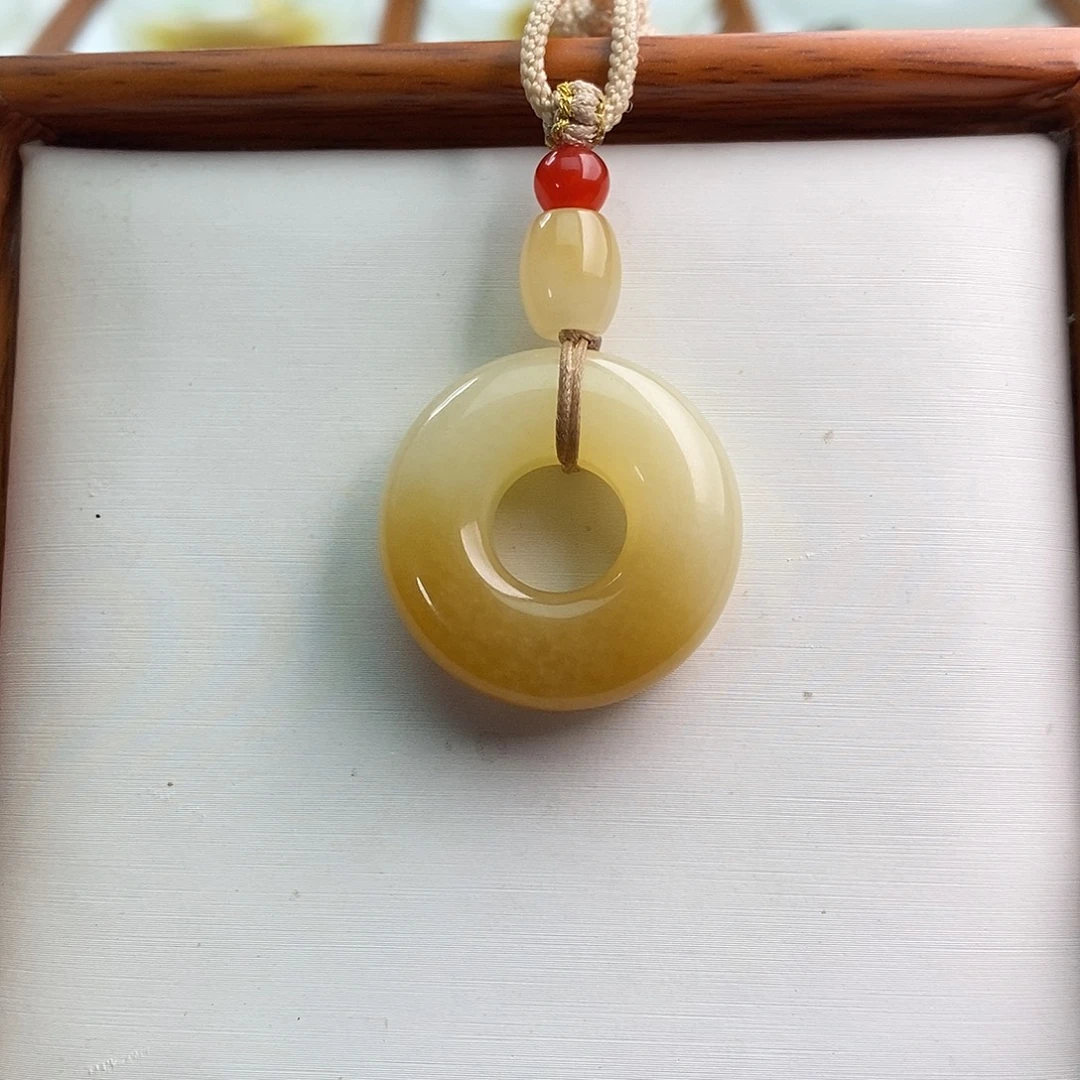 和田玉（糖玉）未镶嵌颈饰