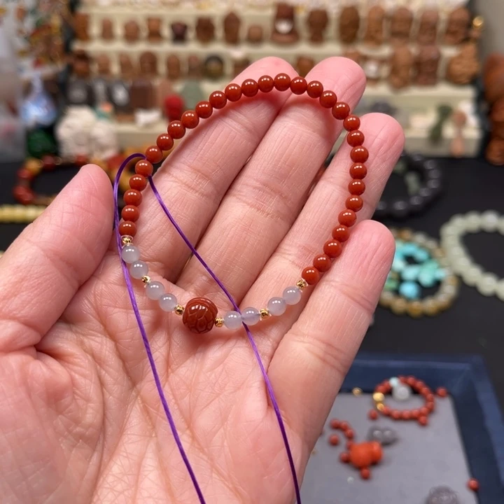 南红玛瑙手串未镶嵌h****女单圈手串