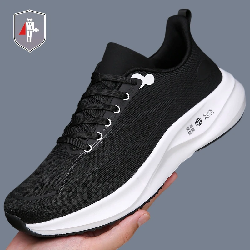 时尚男鞋系带夏季减震超轻鞋男鞋韩版春夏2025透气飞织网鞋