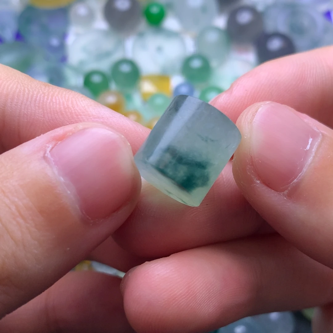 定制翡翠未镶嵌珠子