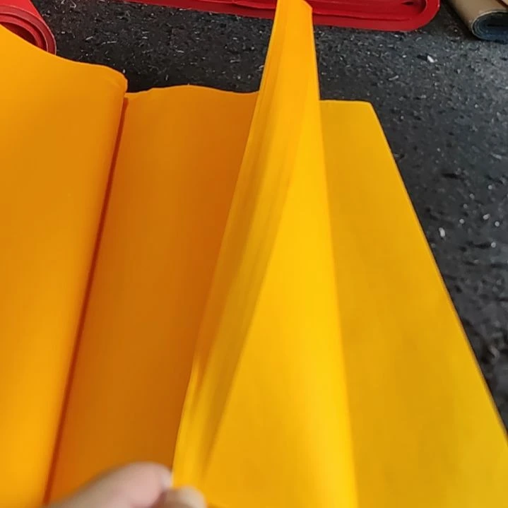 处理四尺对开佛黄生宣50张