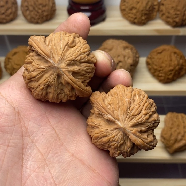 把件核桃44尺全品蝴蝶磨盘一物一图