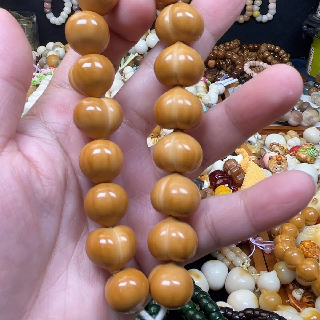 菩提根/象牙果把件