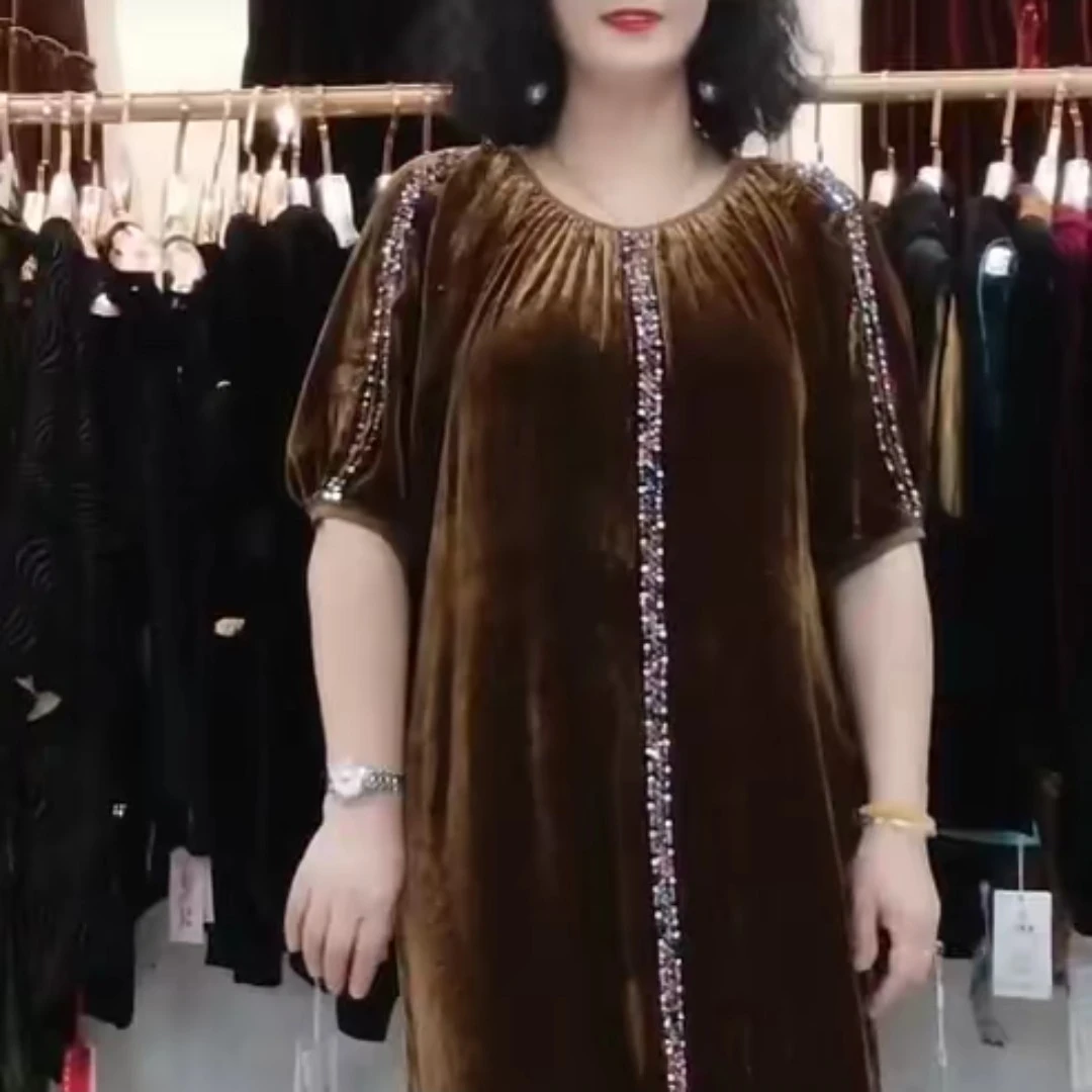 高端气质丝绒长款连衣裙优雅大码设计