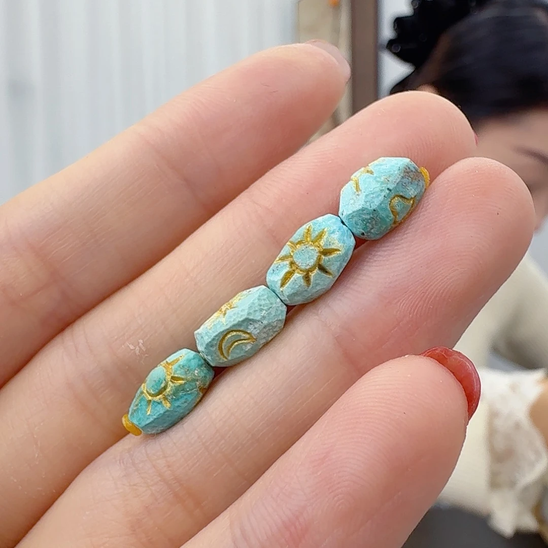 绿松石未镶嵌珠宝奇石