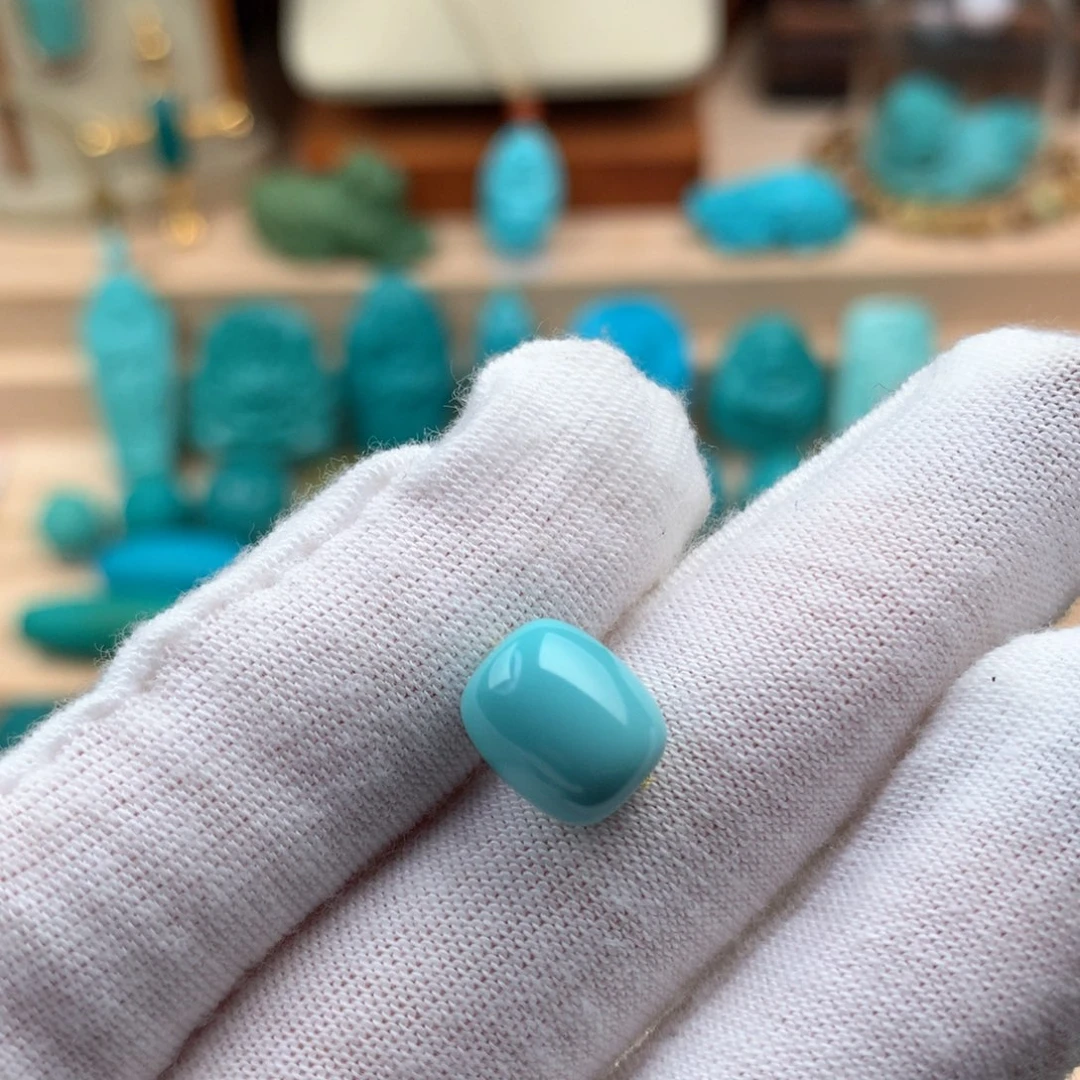 绿松石未镶嵌桶珠卡8.2