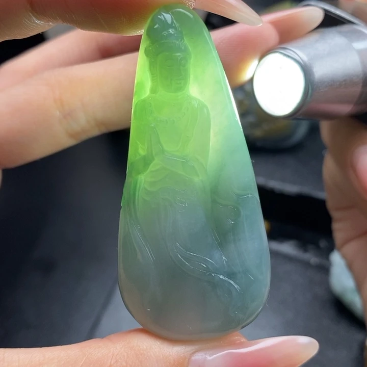定制翡翠未镶嵌观音