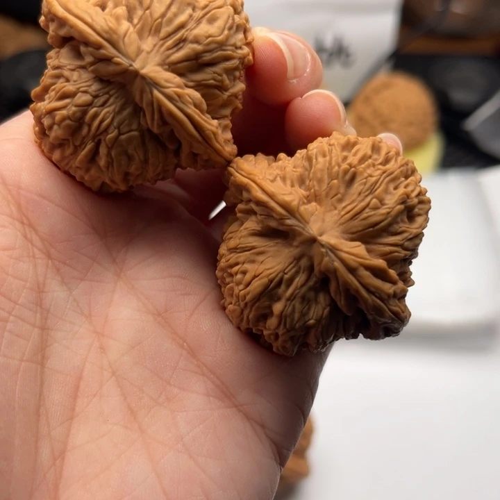 文玩核桃吊坠南疆42