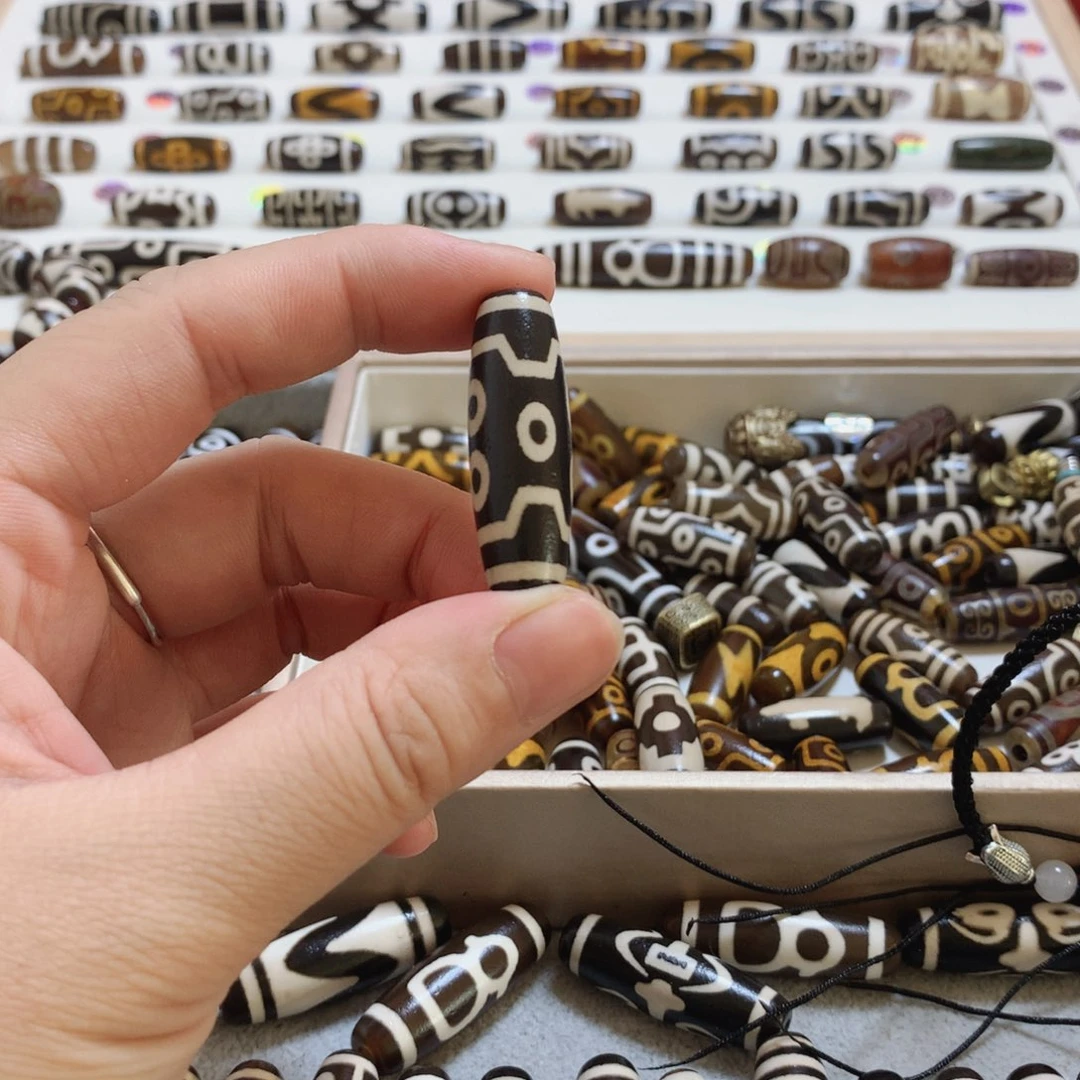 未镶嵌颈饰玛瑙/玉髓