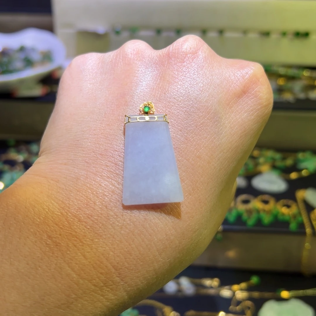 颈饰未镶嵌翡翠支持复检，缅料