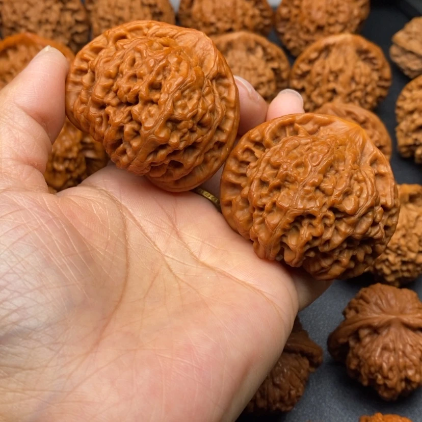 【闪购商品】文玩核桃把件白**官帽