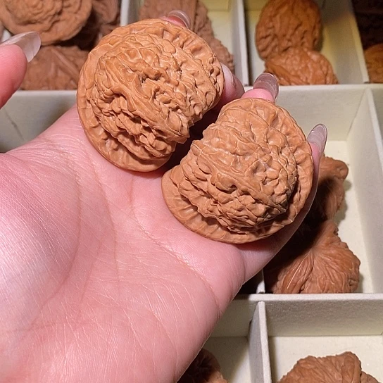 文玩核桃把件47-白狮子