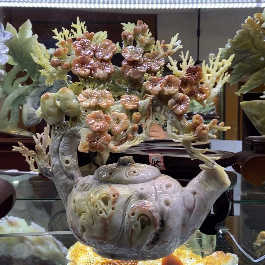 吉***照石材天然岫岩玉摆件