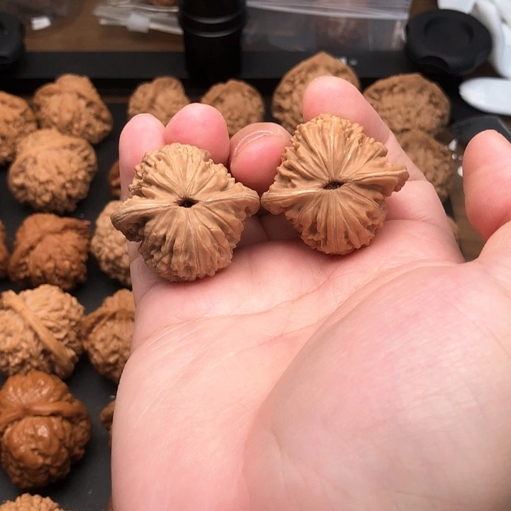 文玩核桃吊坠36全品24年汉高楼