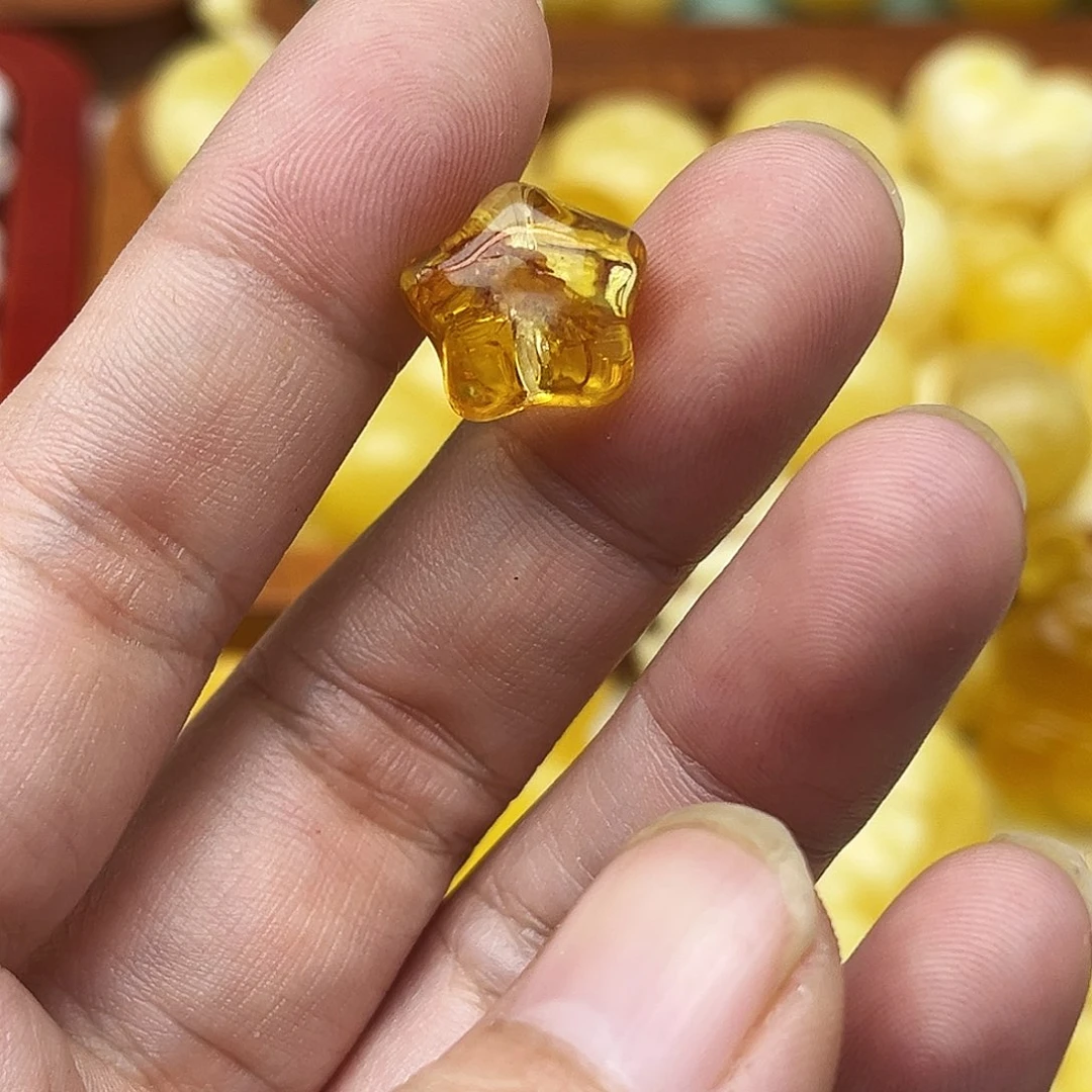 蜜蜡未镶嵌裸石配饰