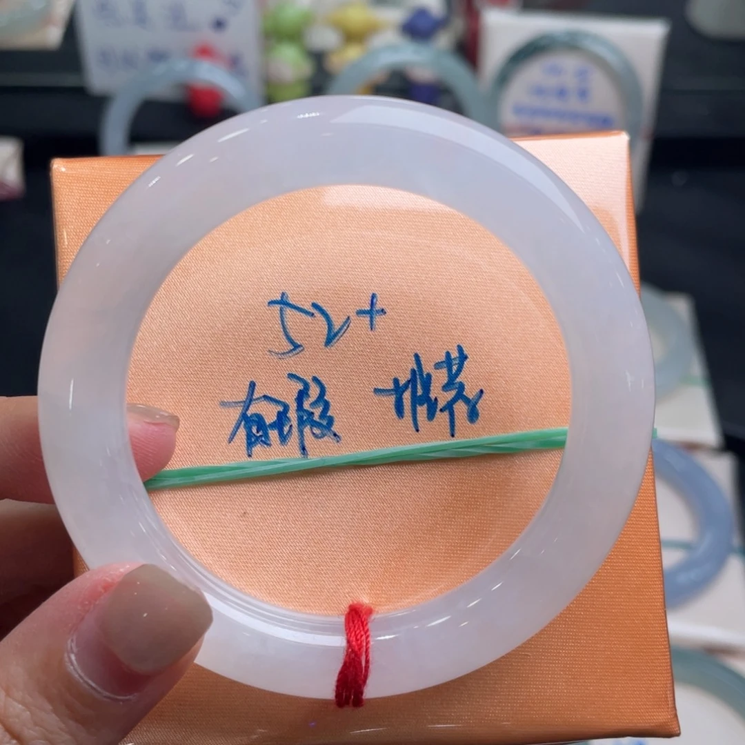 未镶嵌手镯翡翠翡翠手镯