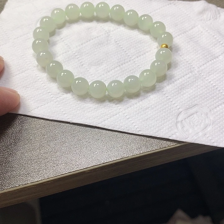 和田玉足金镶嵌颈饰卡8