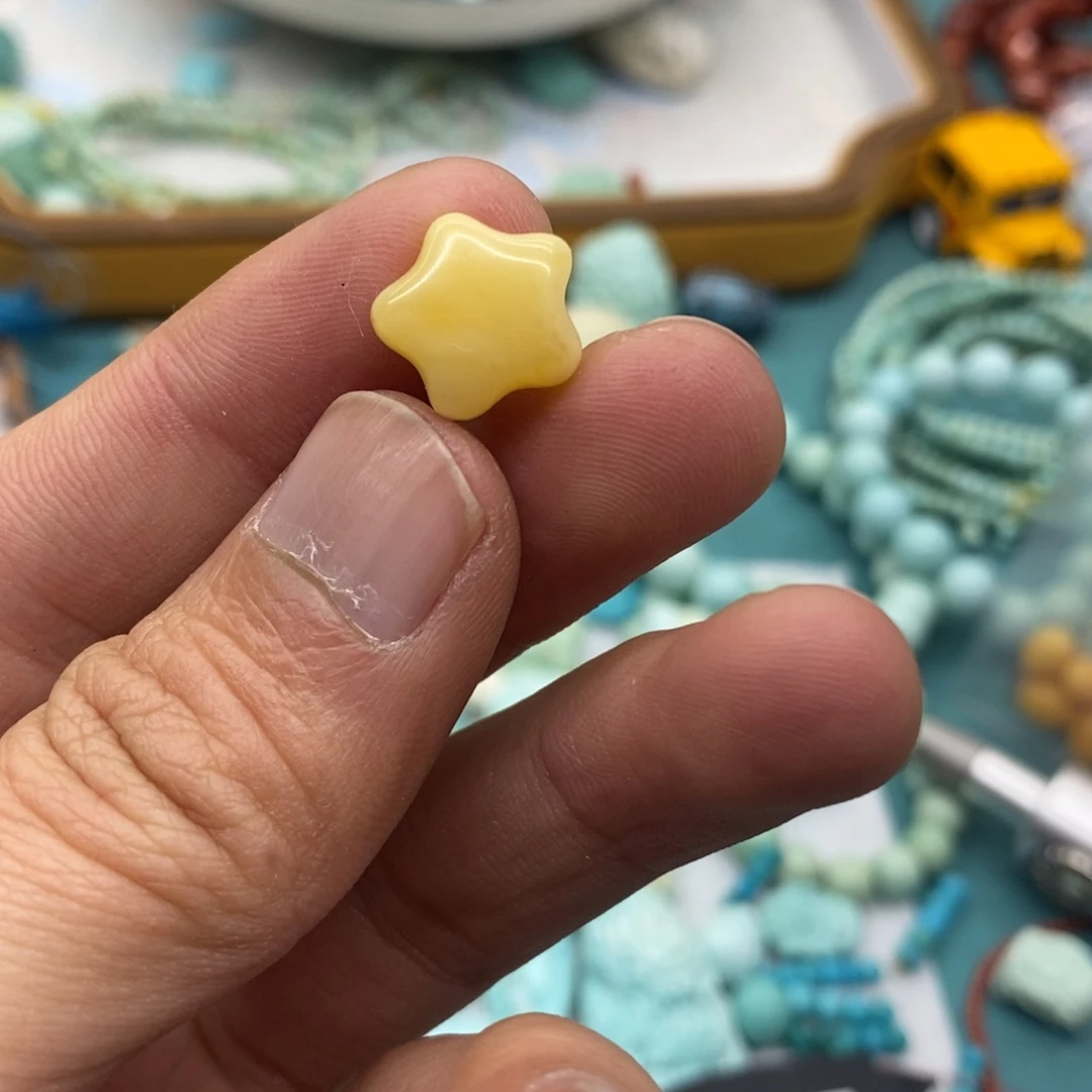 【闪购商品】琥珀裸石未镶嵌石**六琥珀