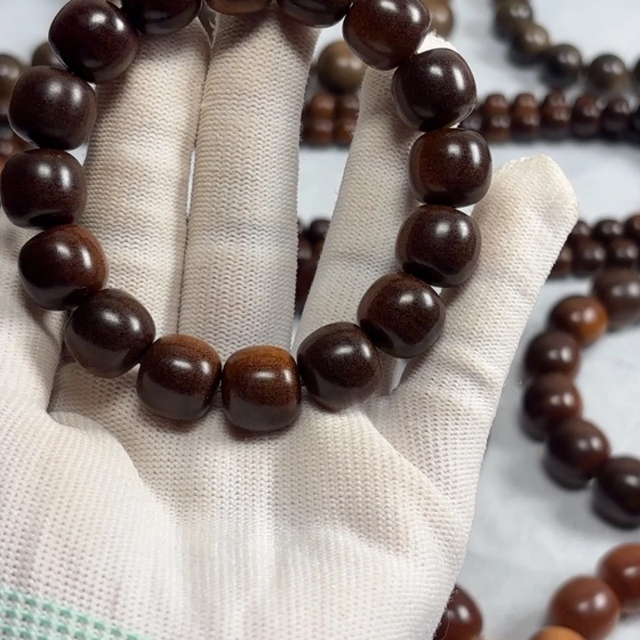 晓***酒檀香木1314老山檀黑肉奶香奶甜