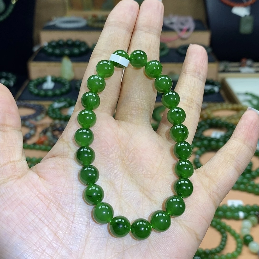 颈饰未镶嵌和田玉（碧玉）8mm辣