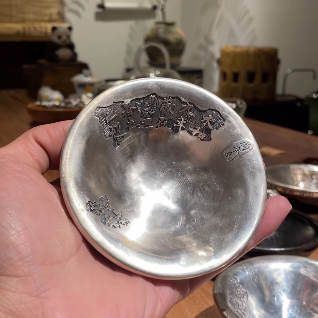 用****2足银内胆杯，顺丰快递