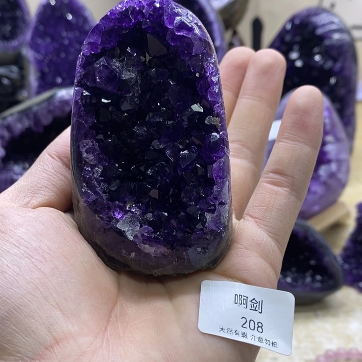 水晶大型摆件（非配饰）未镶嵌