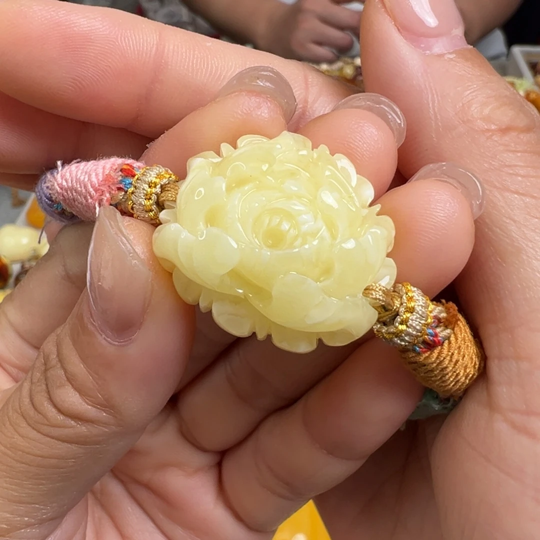 裸石蜜蜡未镶嵌蜜蜡
