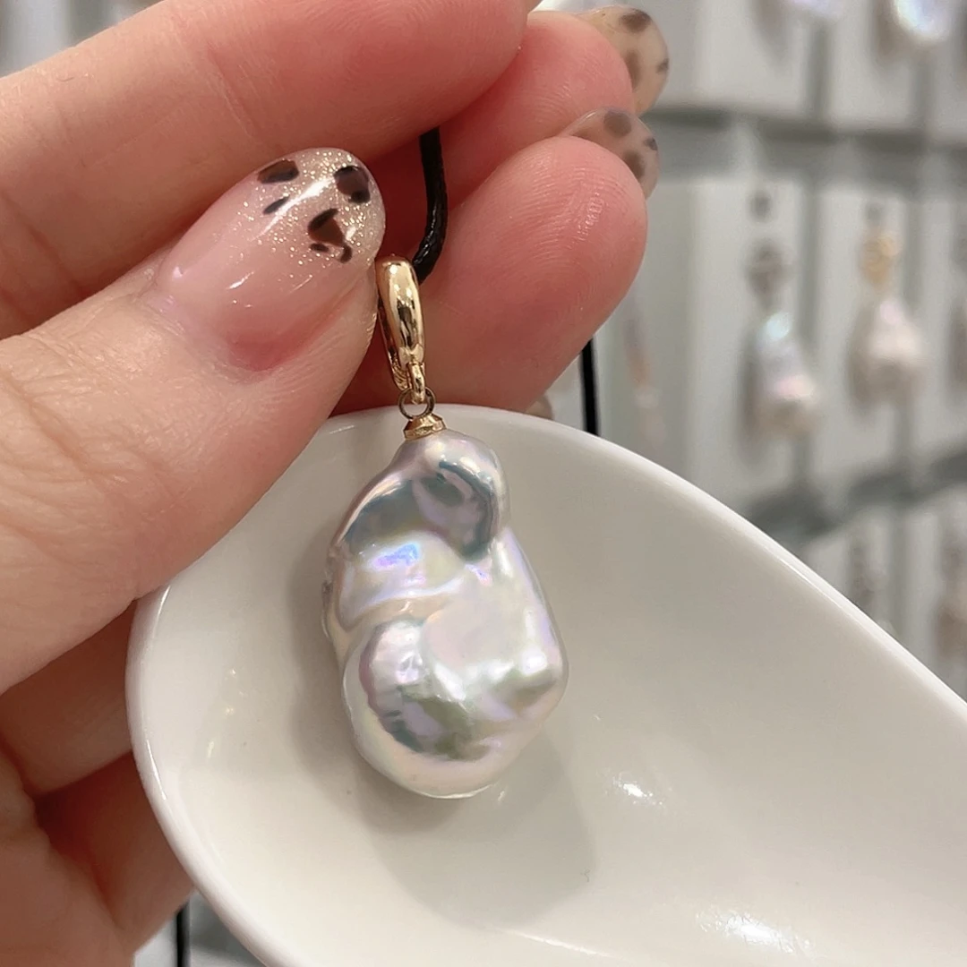 颈饰未镶嵌淡水珍珠