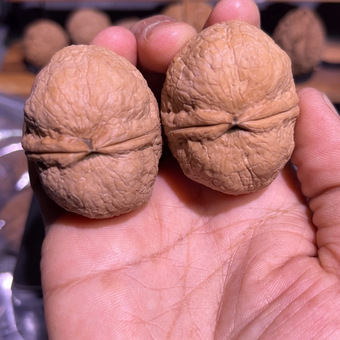 把件文玩核桃红旺云铁15号43mm