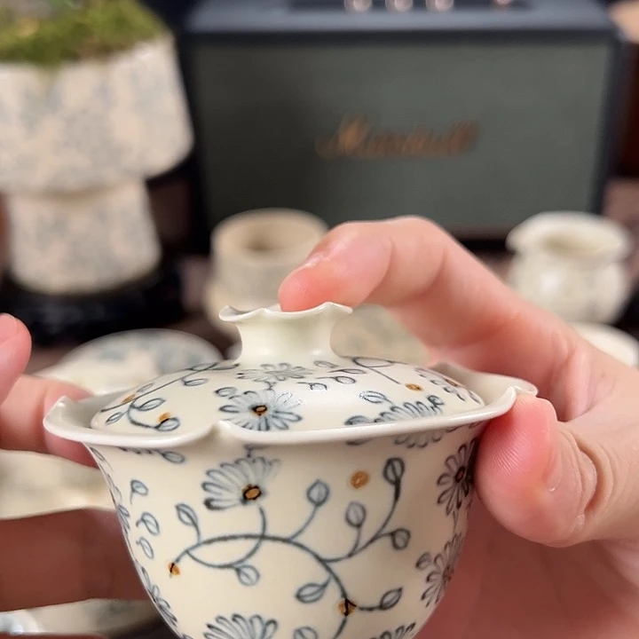 奕研古朴青花盖碗