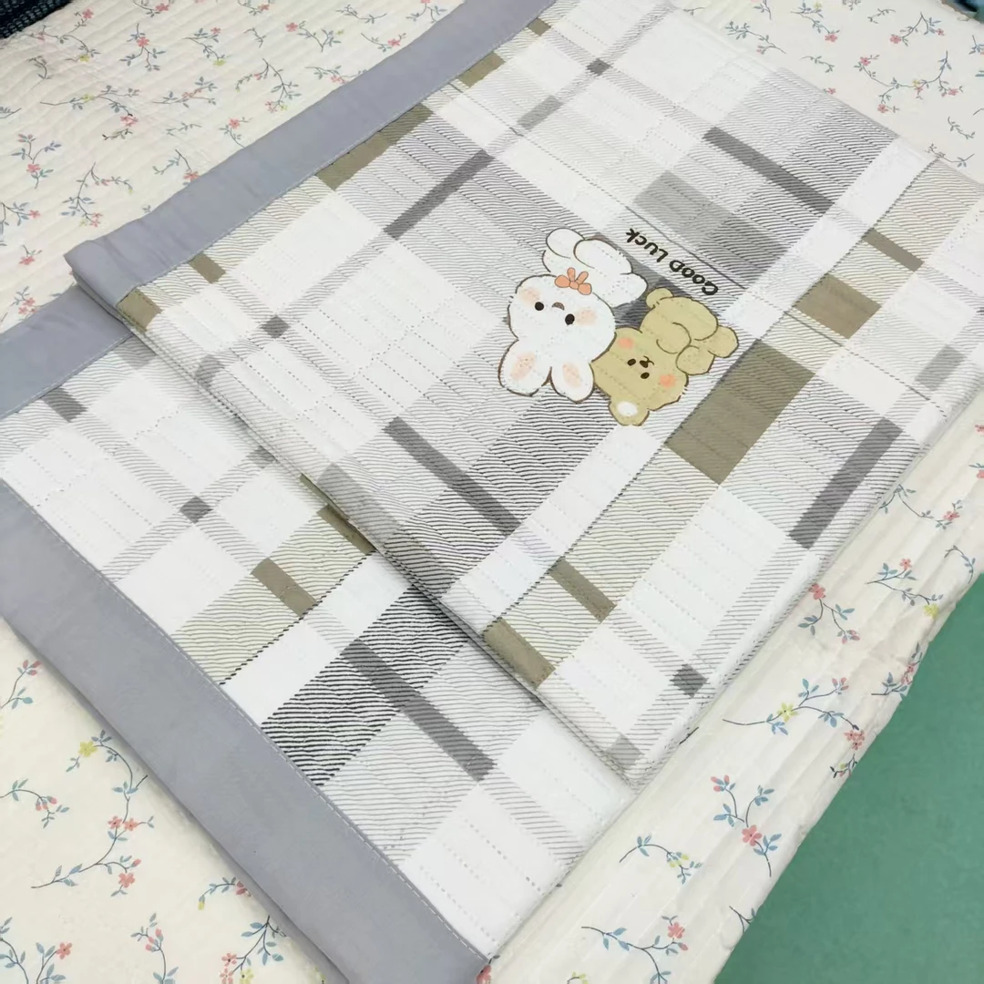 【包边床盖】<双拼灰格兔>90X220cm<±5cm>绗缝 多功能水洗透气柔软