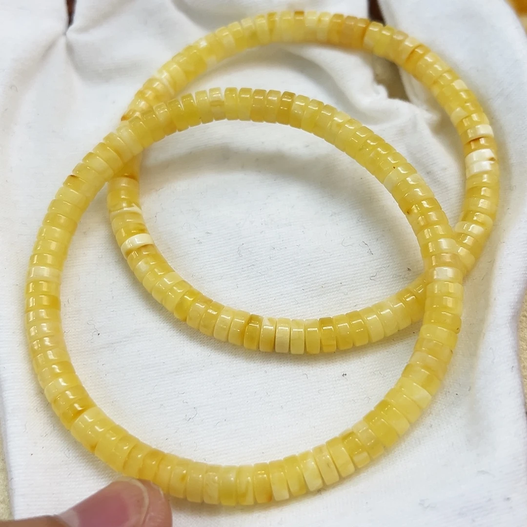 蜜蜡未镶嵌珠宝奇石多样性发其一