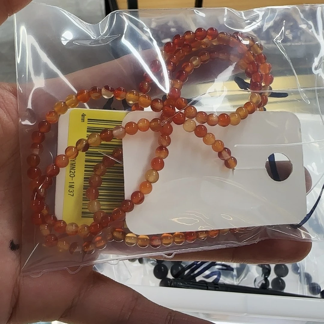 水晶手链未镶嵌红玛瑙