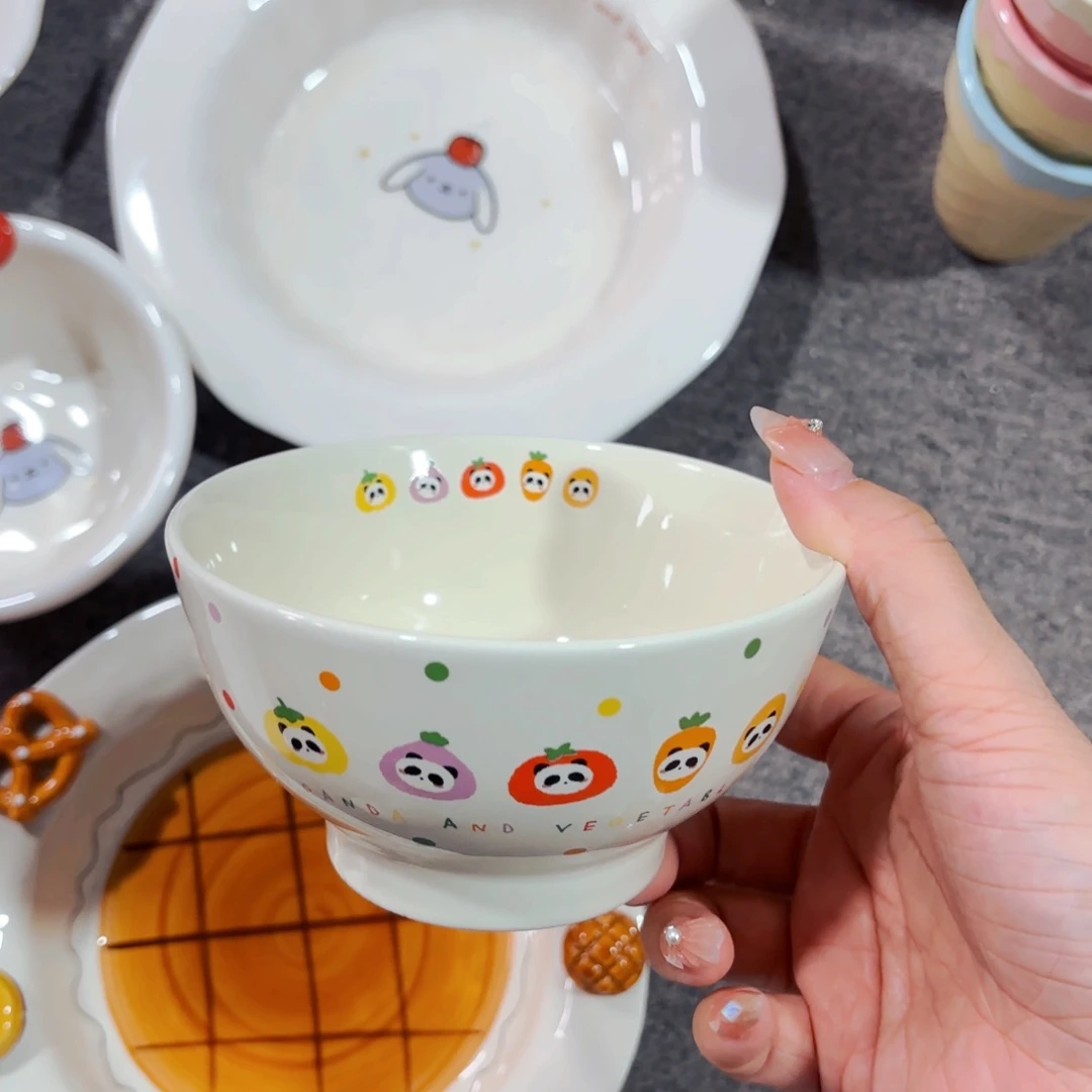 陶瓷可爱动物五寸米饭碗微微瑕