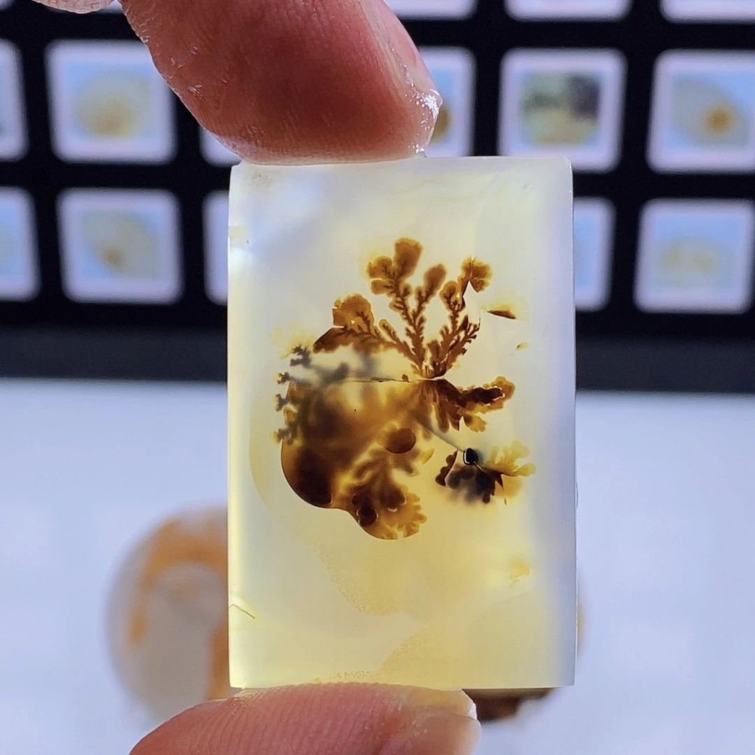 玛瑙/玉髓未镶嵌吊坠(不含链)95