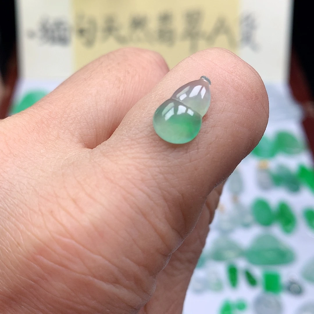 翡翠裸石缅甸天然A货翡翠冰种葫芦