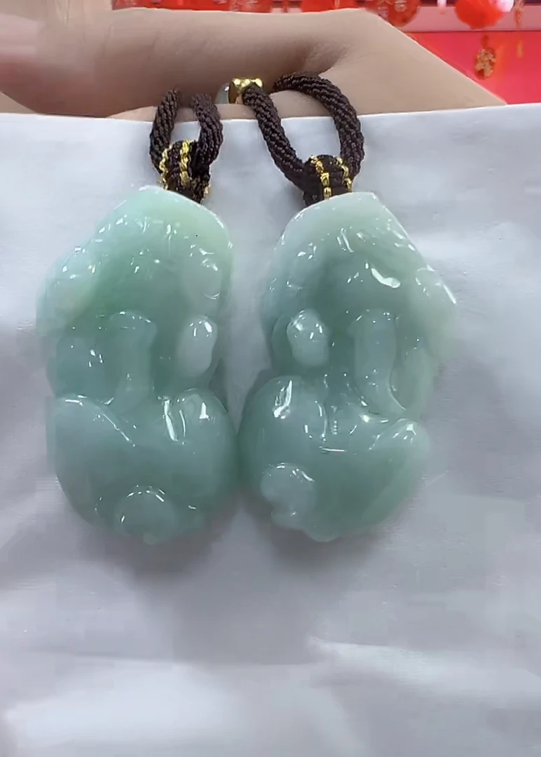 天然翡翠A货如意貔貅（多样性发货只发一个）宽22高38+厚11-13送绳
