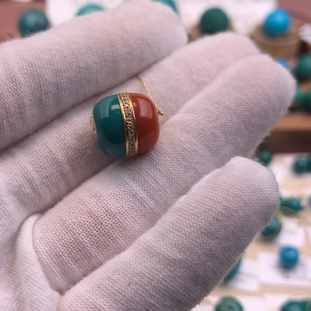 绿松石18K金镶嵌珠宝奇石