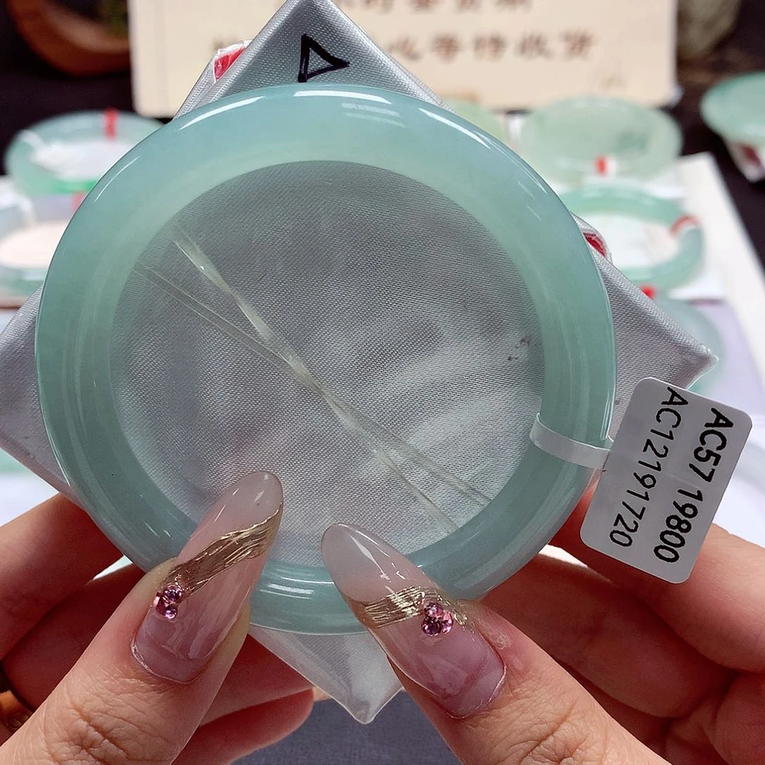 翡翠手镯（圆镯）未镶嵌22（20号）