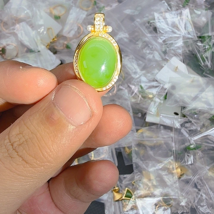 和田玉（碧玉）颈饰银S925镀金镶嵌