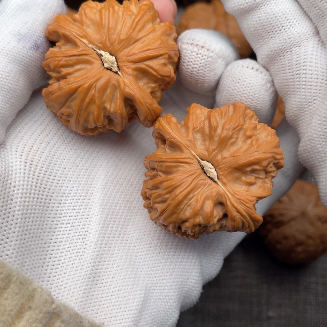 文玩核桃把件39.8球白全品