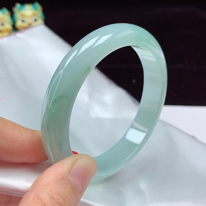 未镶嵌手镯翡翠58圈