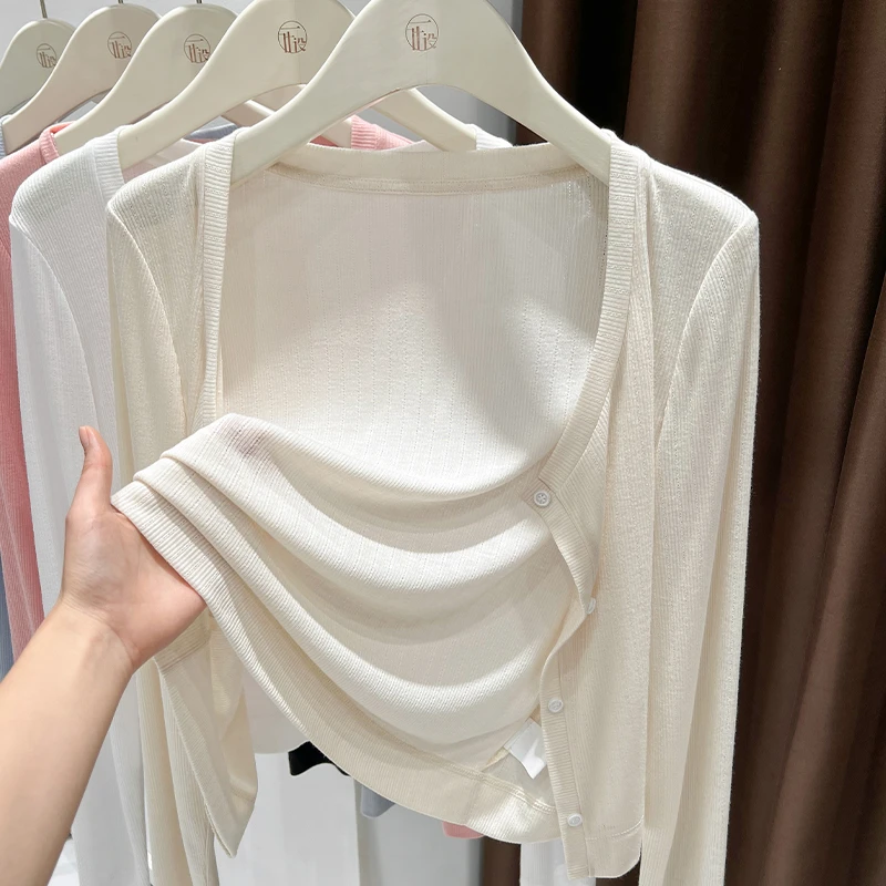 杏色软糯配吊带裙外搭薄款针织外套女2025夏季短款防晒圆领小开衫