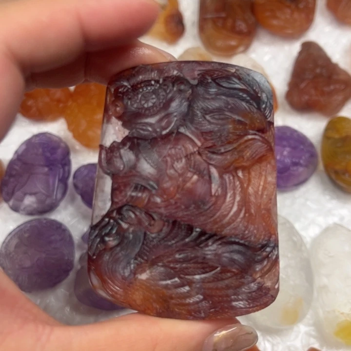 未镶嵌水晶颈饰天然九尾狐吊坠雕刻狐牌