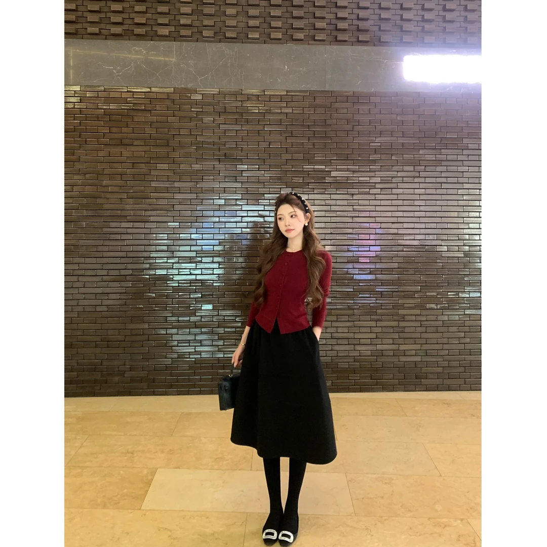 SZA【大年初五】冬季新款高级感新年穿搭圆领长袖针织开衫A-2528