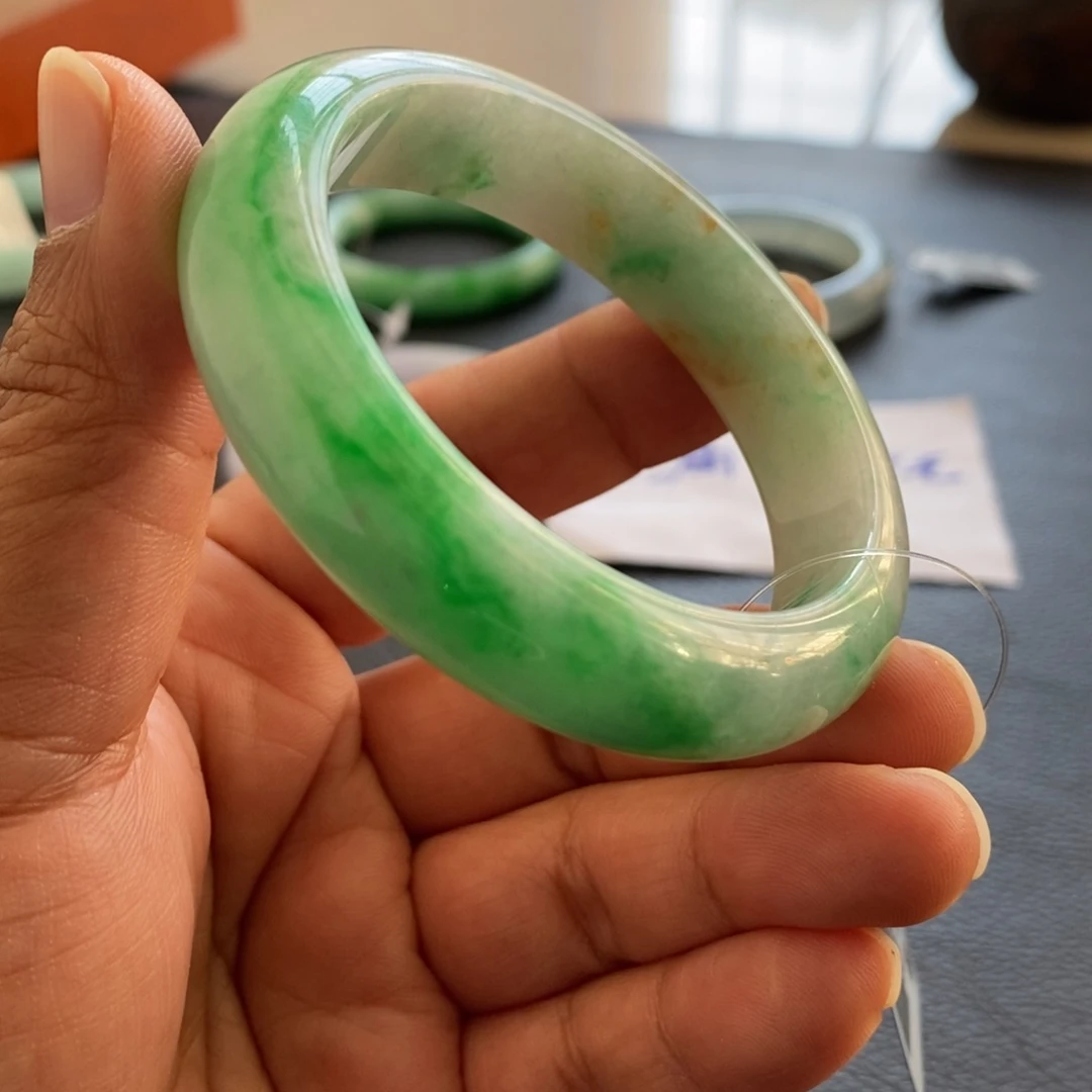 翡翠未镶嵌手镯天然翡翠手镯