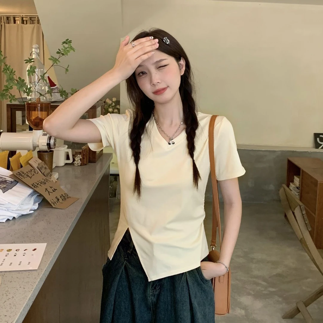 棉质大码新款正肩v领短袖t恤女修身褶皱遮肚子显瘦不规则开叉上衣